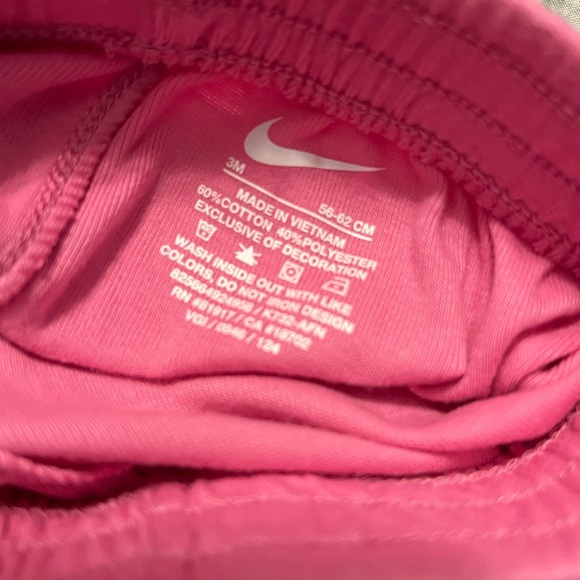 Nike Baby 0-3 Pink Set - Picture 7 of 9